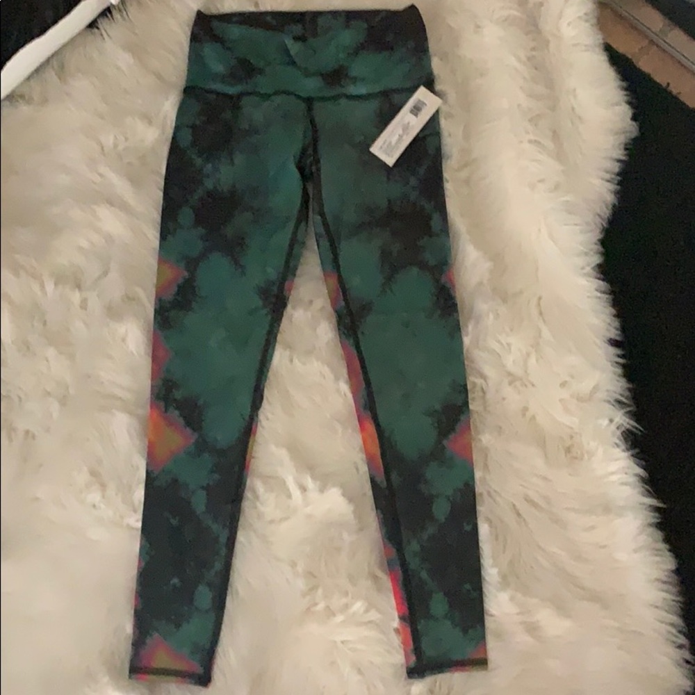 Eagle feather hot pants